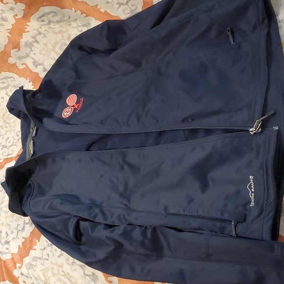 Eddie Bauer Jackets & Blazers - Eddie bower active hacket